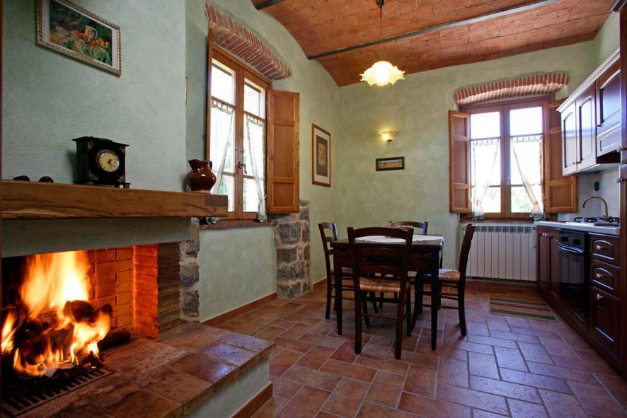 Catabbio Agriturismo D' Epoca La Marianella מראה חיצוני תמונה